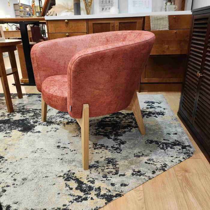 Armchair Curve - Image 3