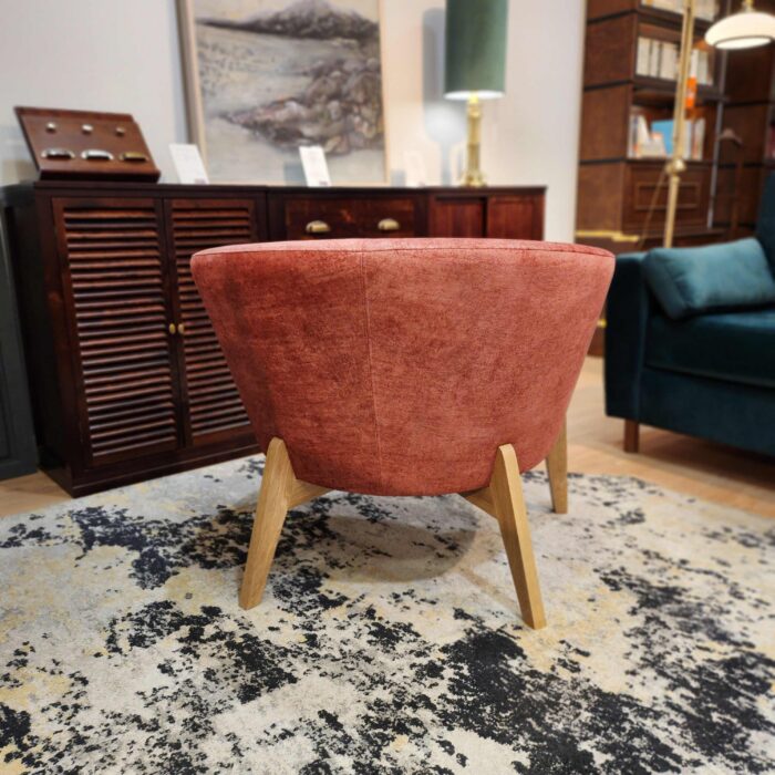 Armchair Curve - Image 5