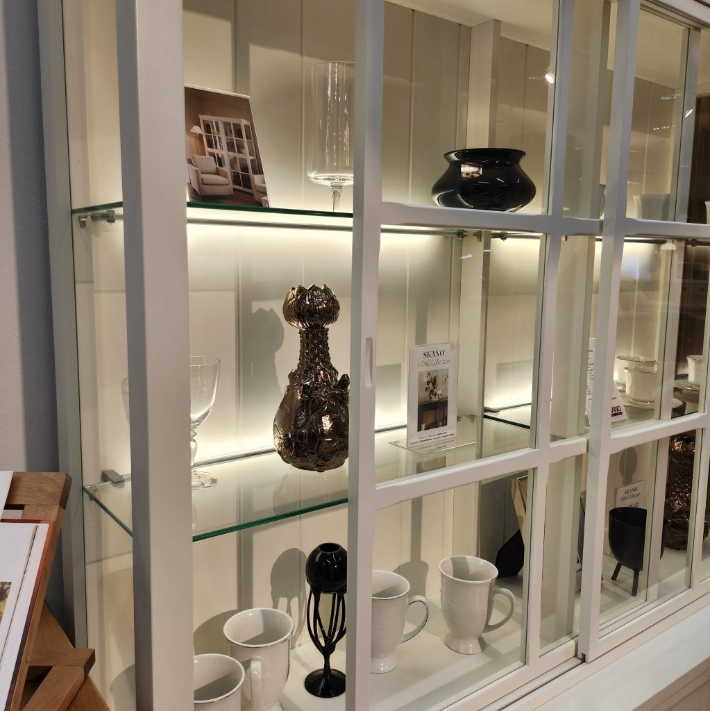 Villinki vitriinkapp LED valgustusega - Image 5