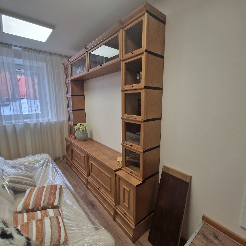 Skano elutoakomplekt tamm – erimõõdus TV-sein 236 cm - Image 2